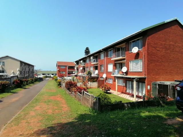 Apartment for rent in Montclair, Durban