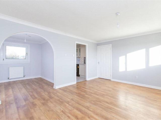 Flat for rent in Livingston, Craigshill