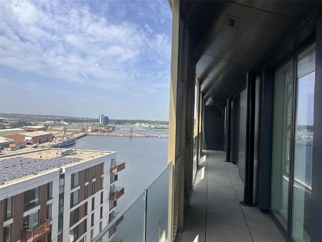 Flat for rent in Brompton, Gillingham