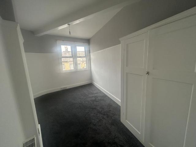 Apartment for rent in Oldway, Livermead