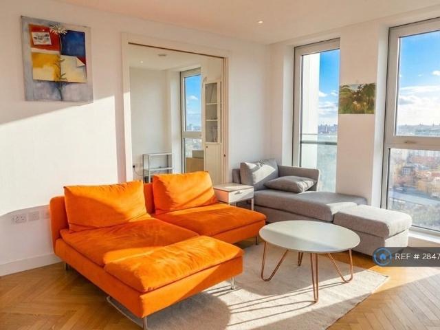 Flat for rent in Elephant and Castle, Greater London