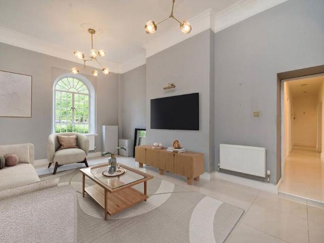 Apartment for rent in London Borough of Ealing, Hanwell