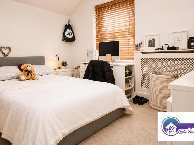 Apartment for rent in East Sheen, Greater London