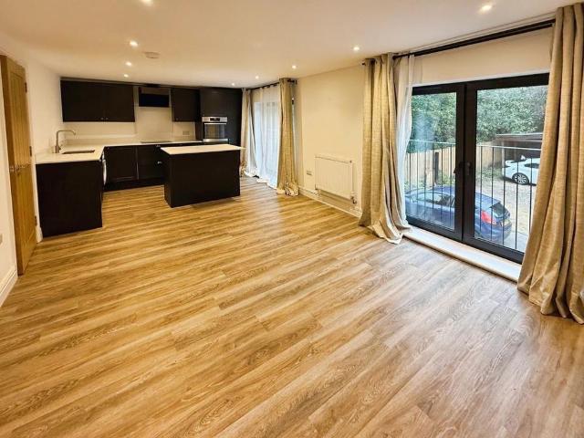 Apartment for rent in Emmbrook, Wokingham