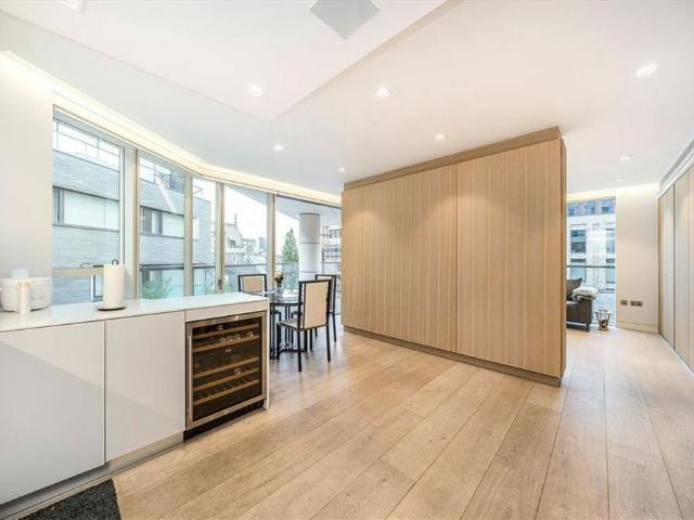 Apartment for rent in Bermondsey, Greater London
