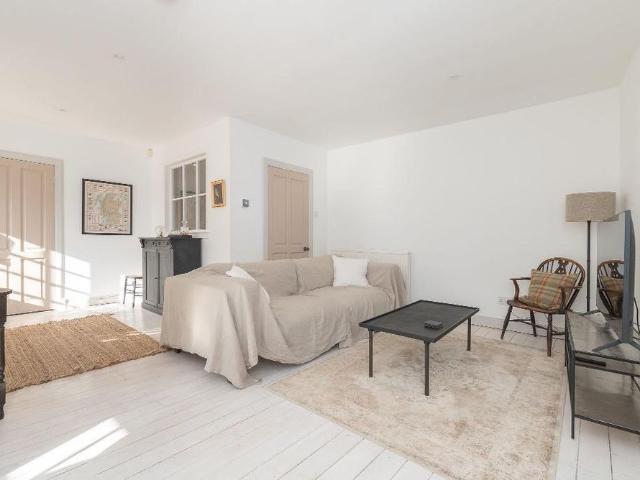Apartment for rent in Abbeyhill, City of Edinburgh