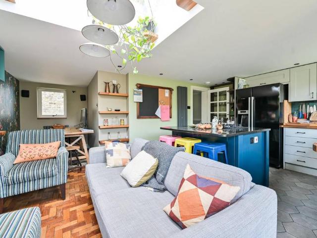 Flat for rent in East Dulwich, Isle Of Man