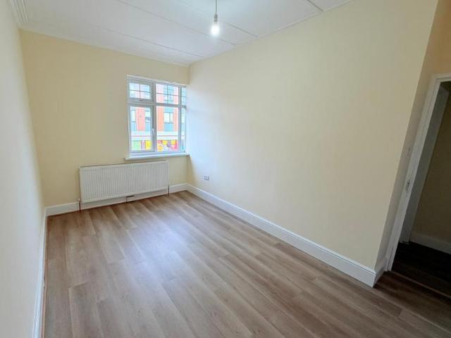 Apartment for rent in South Harrow, Greater London