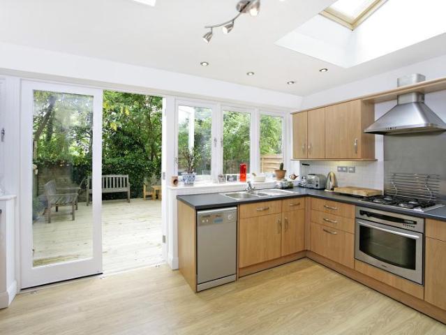 Flat for rent in Highbury, Isle Of Man