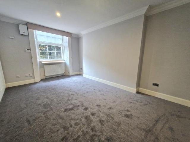 Apartment for rent in Park District, Scotland