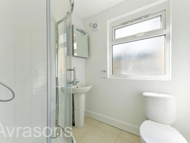 Flat for rent in Streatham Hill, Greater London
