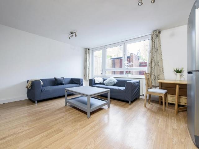Flat for rent in Battersea, Greater London