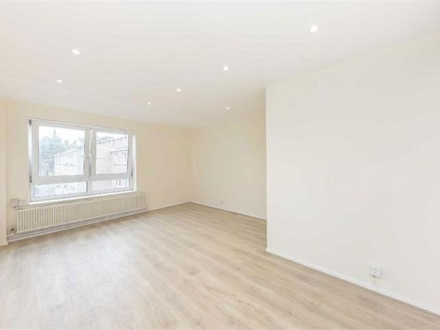 Apartment for rent in Walworth, Greater London