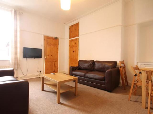 Flat for rent in Jesmond, Tyne And Wear