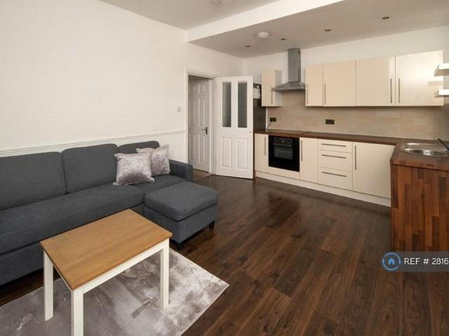 Apartment for rent in Redcliffe, Feckenham