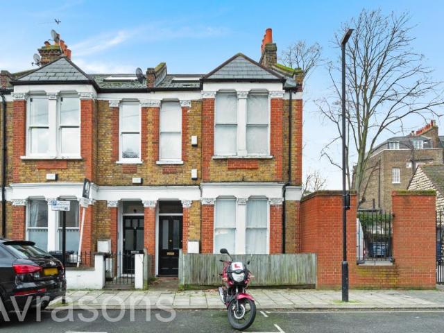 Flat for rent in Clapham, Greater London