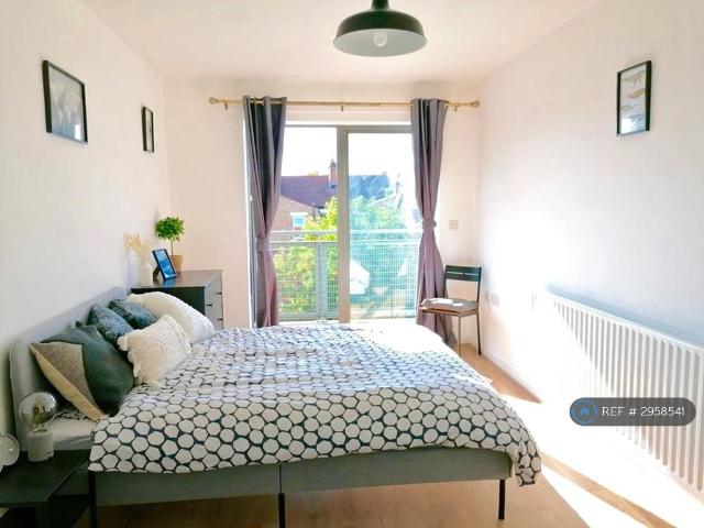 Flat for rent in Greater London