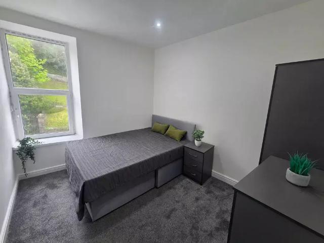 Flat for rent in Mount Pleasant, Nangreaves