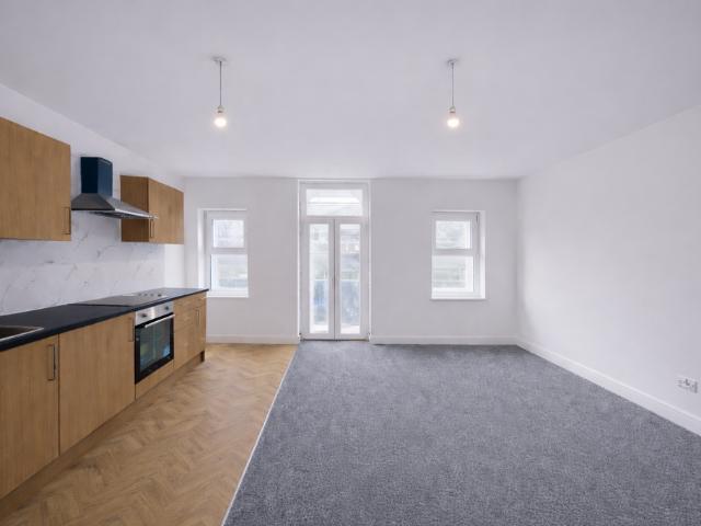 Flat for rent in Stow Hill, Wales