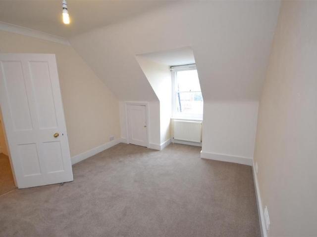 Apartment for rent in Aldrington