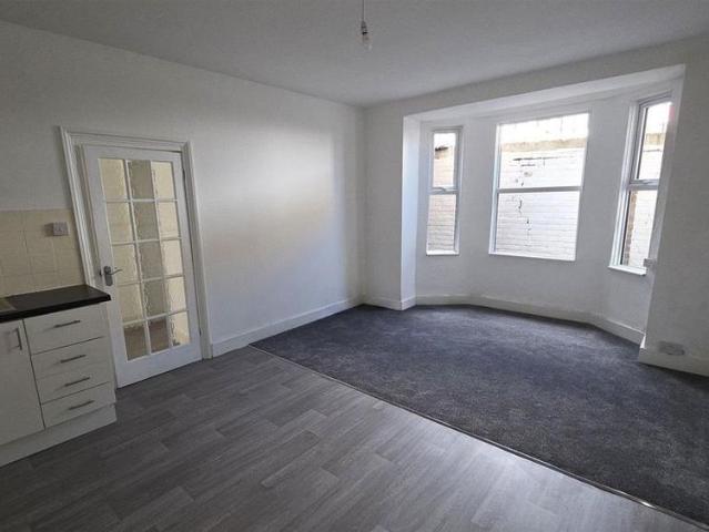 Apartment for rent in Upton, Acol