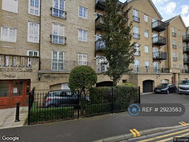 Flat for rent in Reading