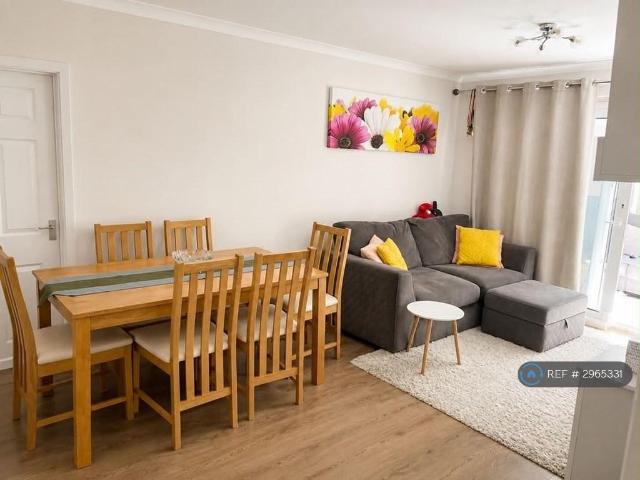 Flat for rent in Midway, Kent