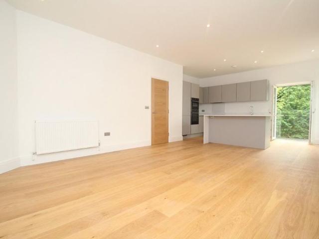 Apartment for rent in Low Harrogate, Harrogate
