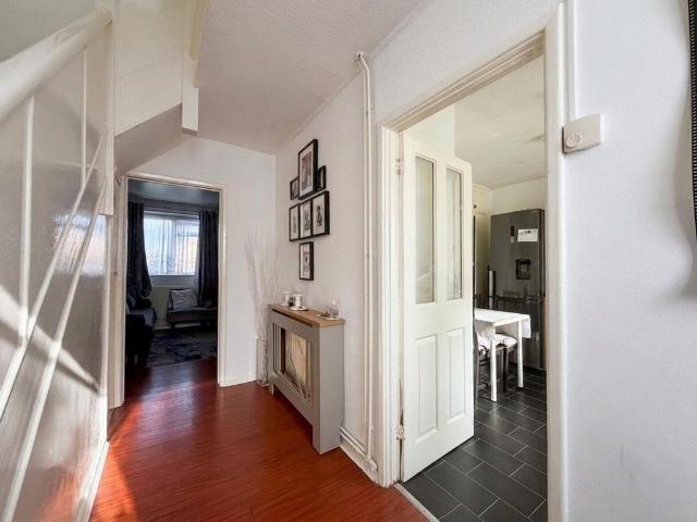 Flat for rent in Yiewsley, Greater London