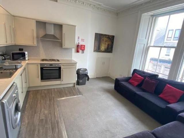 Apartment for rent in Hilltown, Scotland