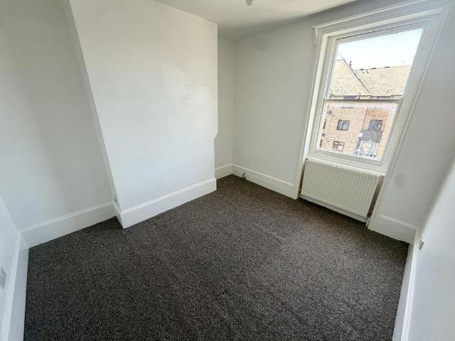 Apartment for rent in Cliftonville West, Acol