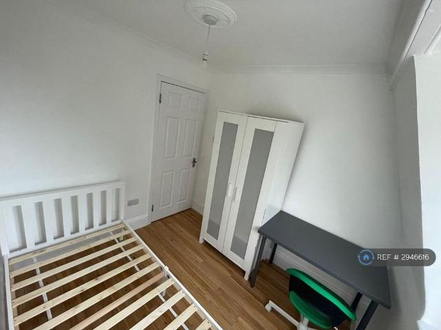 Apartment for rent in London Borough of Ealing, Greater London