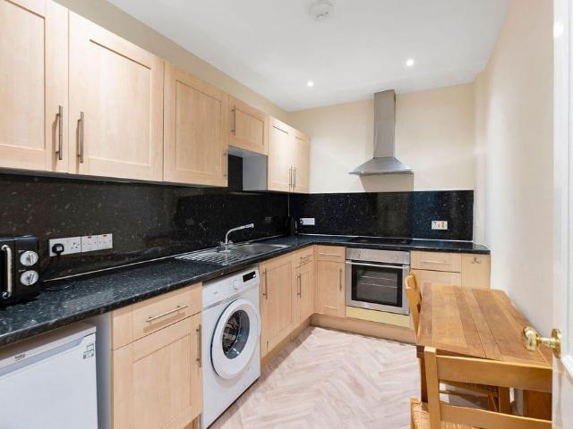 Flat for rent in Marchmont, Scotland
