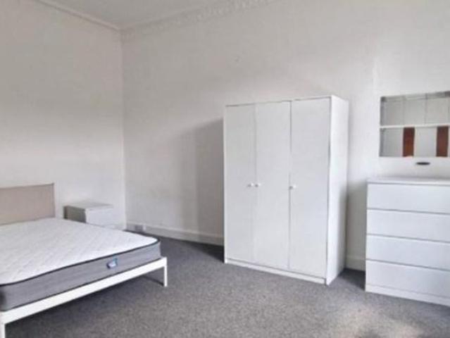 Apartment for rent in Dowanhill, Scotland