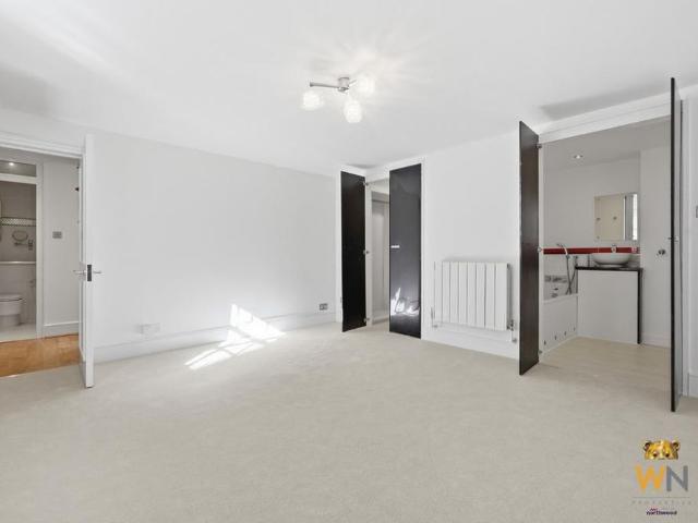 Apartment for rent in Navestock Side, Essex
