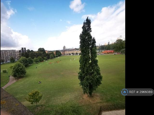 Flat for rent in Elephant and Castle, Greater London
