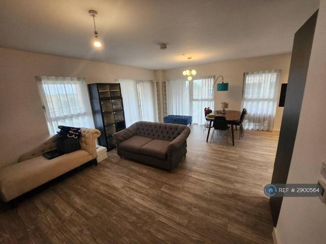 Apartment for rent in Upton Park, Greater London