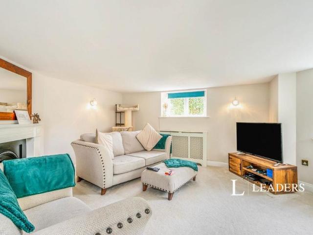 Apartment for rent in Clapham, West Sussex