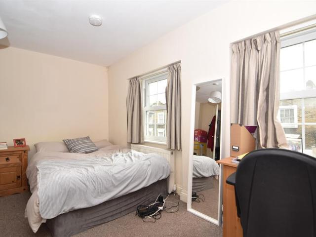 Flat for rent in Kentish Town, Greater London