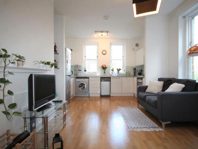Apartment for rent in Archway, Greater London