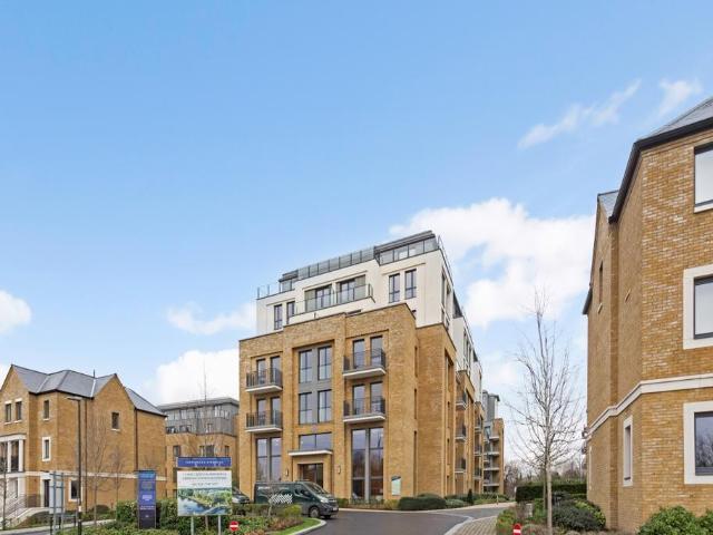 Flat for rent in Hampton Wick, Greater London