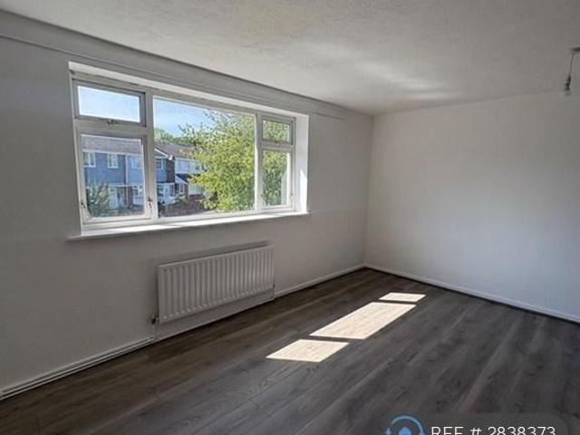Apartment for rent in Rossmore, Cheshire