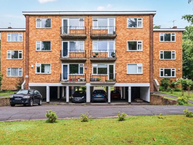 Flat for rent in Beckenham, Greater London