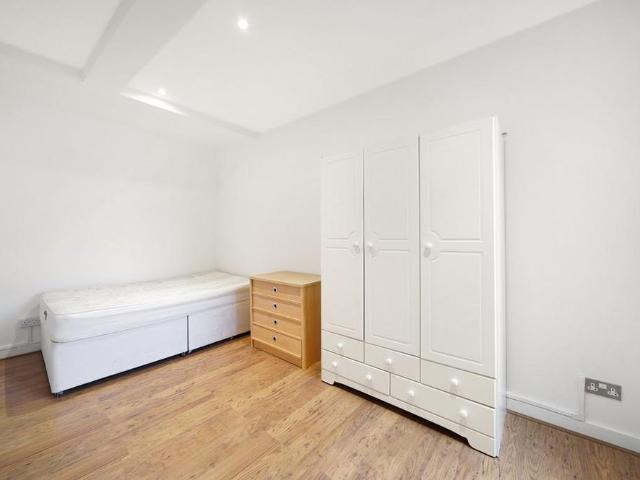 Apartment for rent in Cat Hill, Isle Of Man