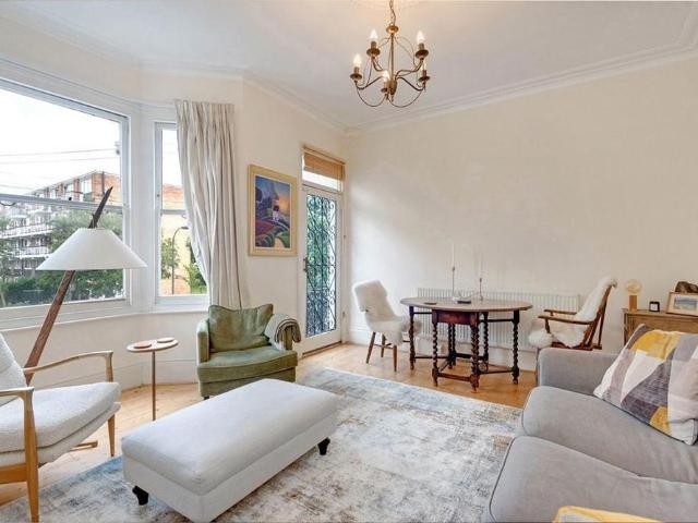 Apartment for rent in London Borough of Hammersmith and Fulham, Greater London