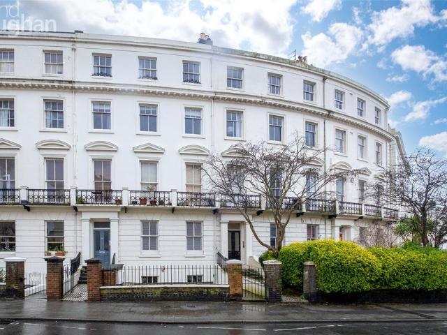 Flat for rent in Brunswick, Brighton & Hove