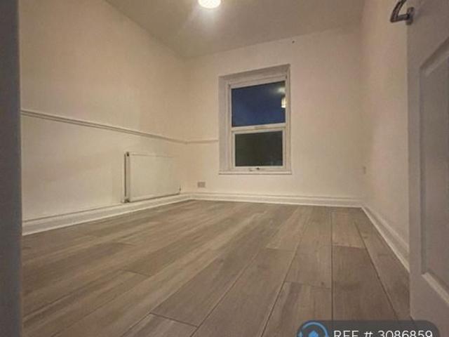 Apartment for rent in Strood, Medway