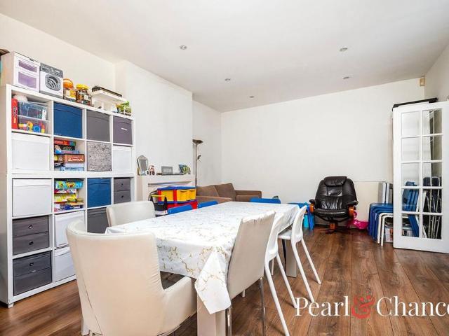 Apartment for rent in London Borough of Barnet, Greater London