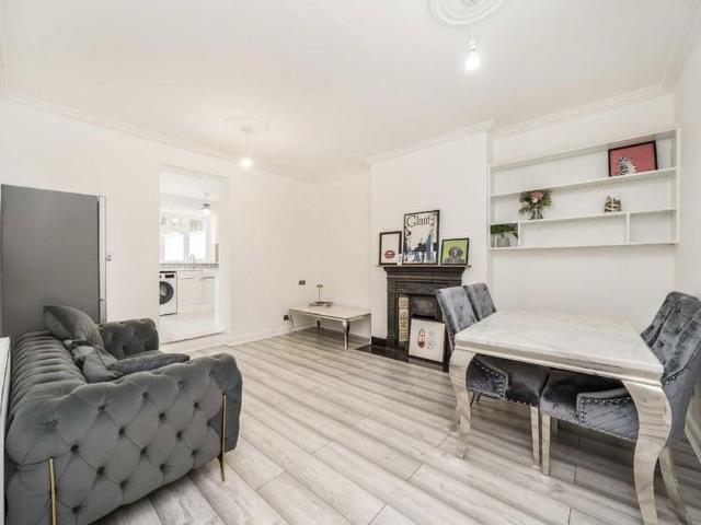 Apartment for rent in London Borough of Barnet, Greater London