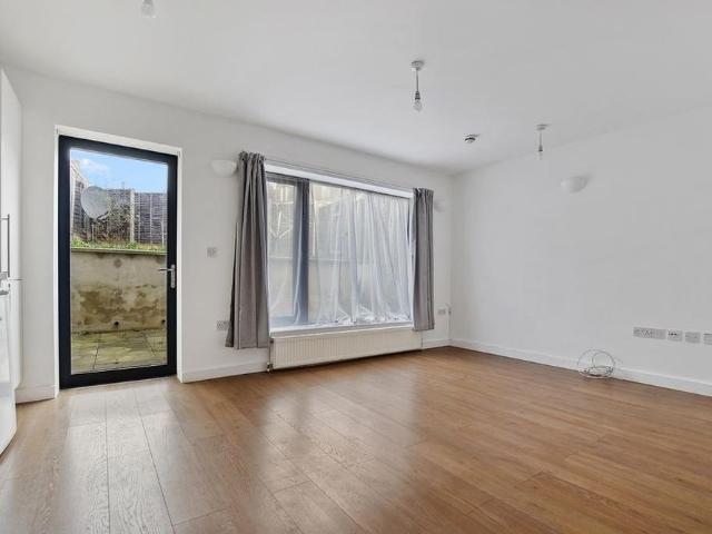 Apartment for rent in West Hampstead, Greater London